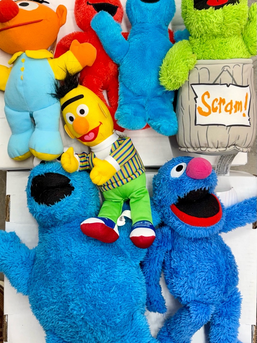 7 Sesame Street Plush Toy Pack - Blue, Yellow, Green